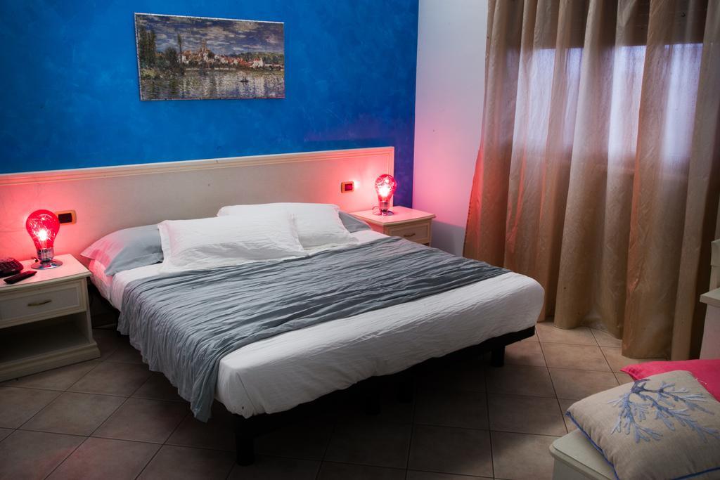 Pensione Degli Ulivi Porto SantʼElpidio Cameră foto
