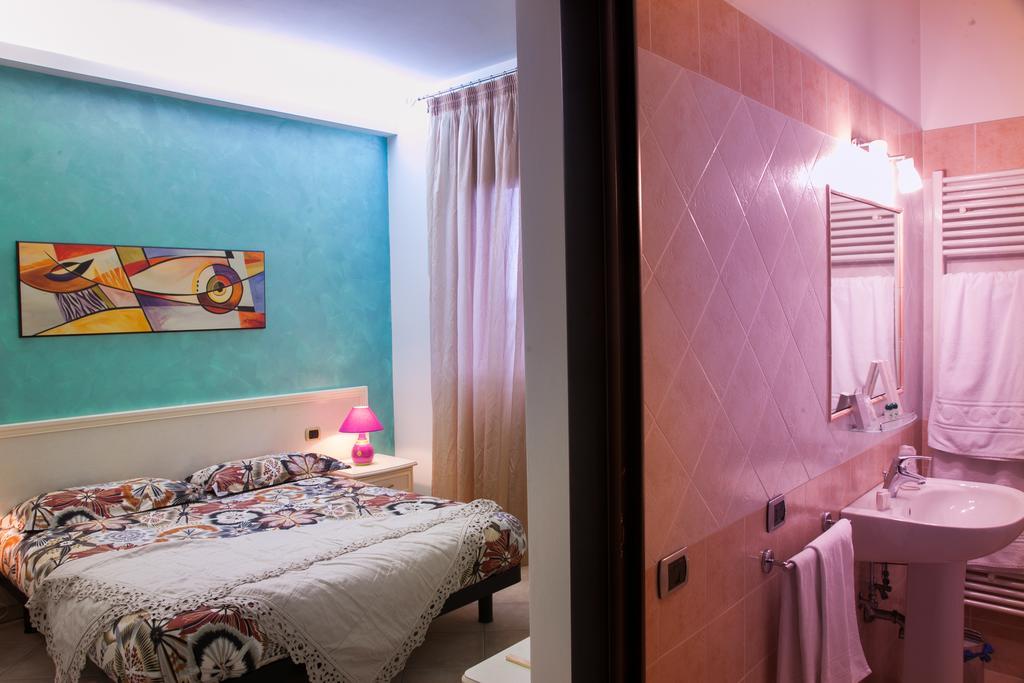 Pensione Degli Ulivi Porto SantʼElpidio Exterior foto